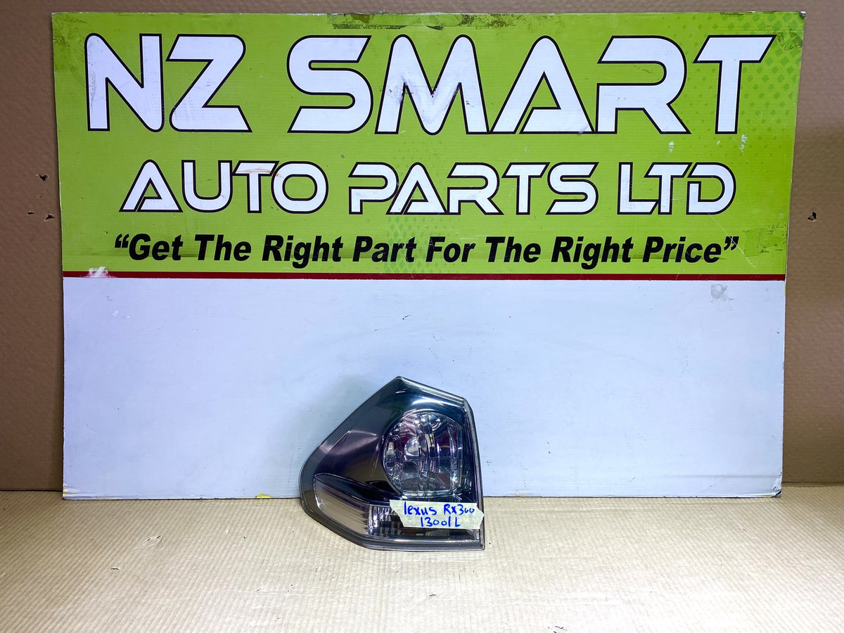 2005 Lexus RX300 - Left Taillight PN: KOITO 48-40