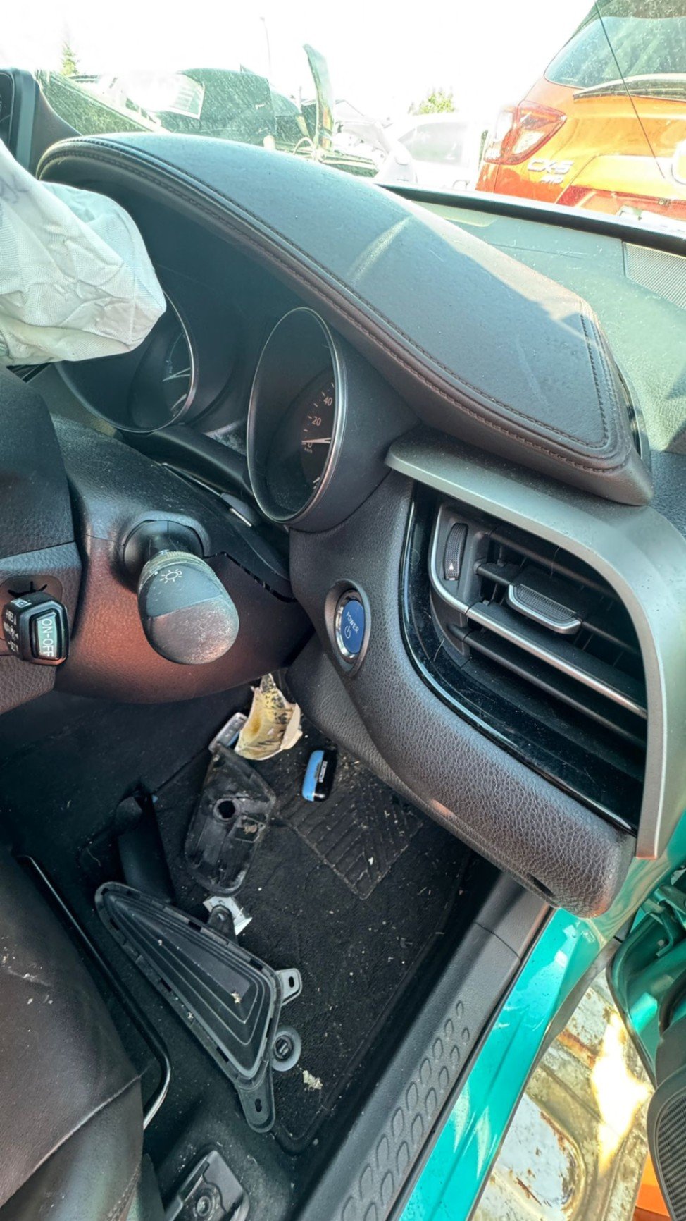 2017 Toyota C-HR ZYX10 Dismantling For Parts