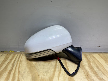 2015 Toyota Prius ZVW30 - Right Door Mirror PN: 7 wires