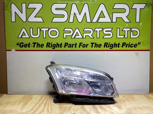 2013 Holden Captiva - Right Headlight