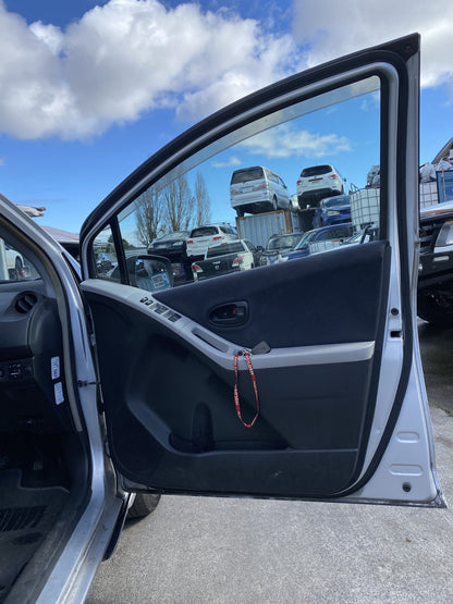 2007 Toyota Vitz SCP90