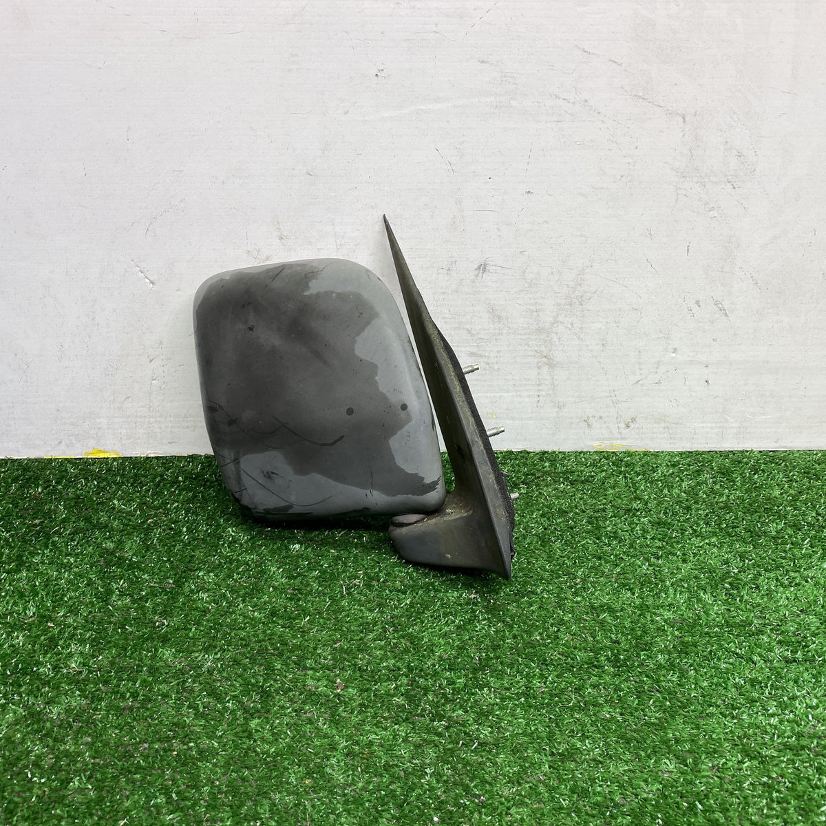 2010 Used Toyota Townace - Right Door Mirror PN: 87910-BZ220/ 87910-BZ221