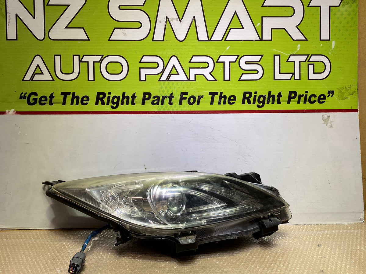 2010 Mazda Axela - Right Headlight  Auto Adjust / Hid Type / Koito 100-41396