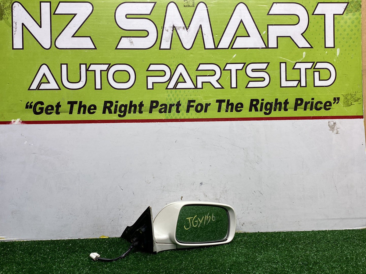 2004 to 2009 - Used Toyota Mark X New Zealand Only - Right Door Mirror - Non-Indicator, 5 Wire, 1St Gen