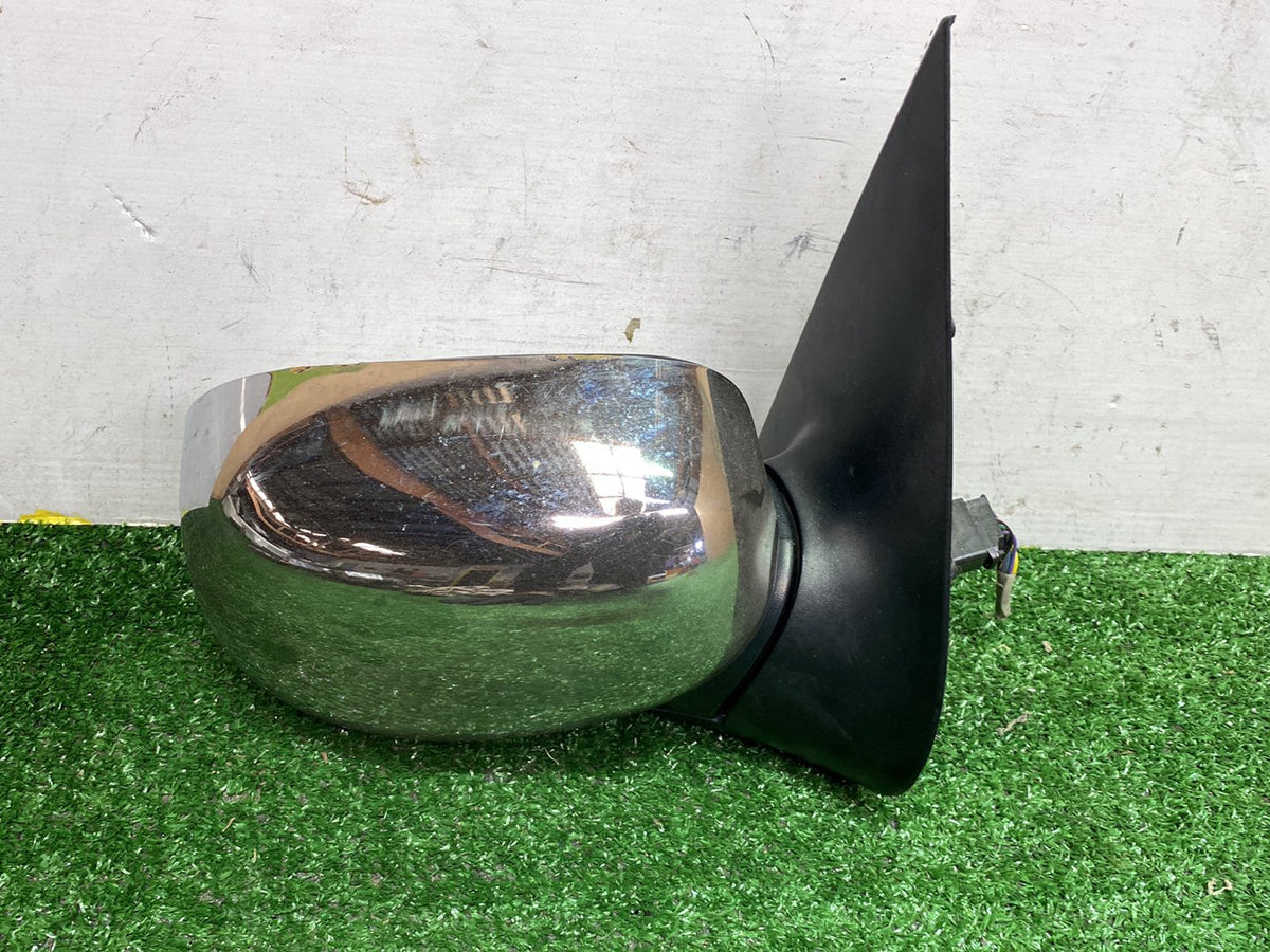 Oct 2001 to Aug 2005 - Ford Explorer UT UZ Imported - Right Door Mirror - 8 Wire