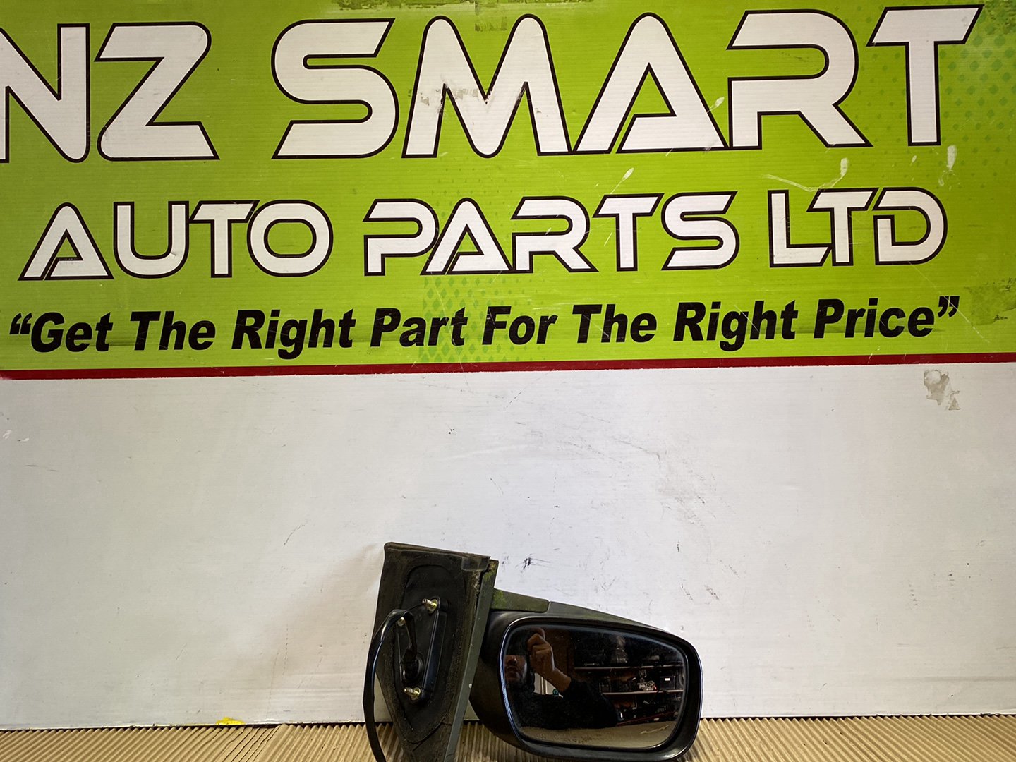 2006 Toyota Corolla- Left Door Mirror PN: 5 wires