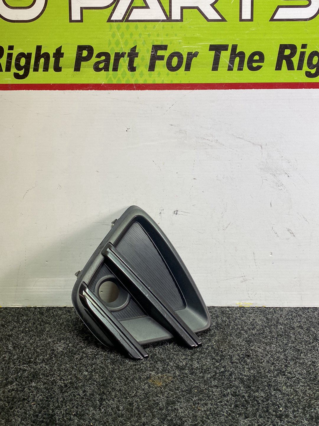 2015 Mazda CX-5 KE2AW - Right Fog Light Cover
