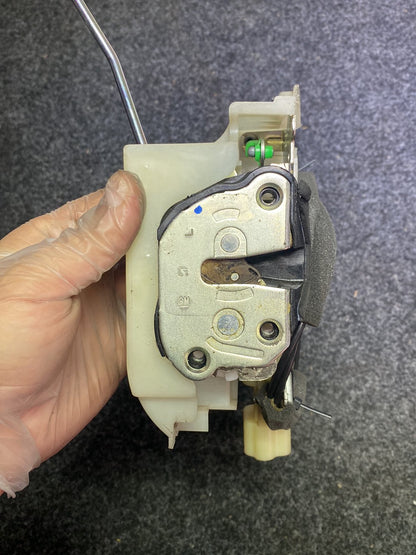 2014 Holden Colorado - Left Front Door Lock Actuator