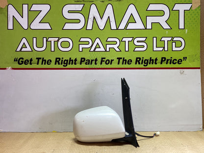 2006 Toyota Voxy AZR60 - Right Door Mirror 5 wires ( Second Hand )