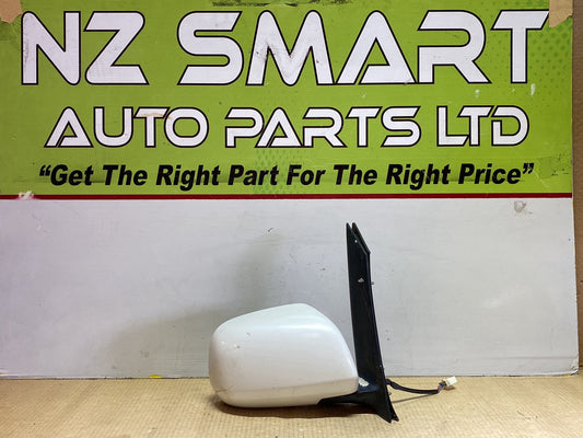 2006 Toyota Voxy AZR60 - Right Door Mirror 5 wires ( Second Hand )