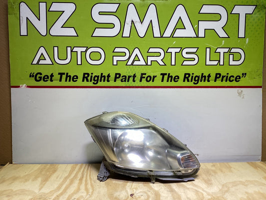 2005 Daihatsu Sirion - Right Headlight PN: Koito 100-51764