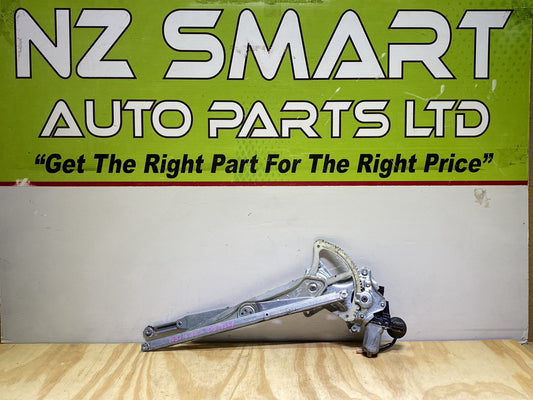 2007 Toyota Auris - Left Front Window Regulator/Motor