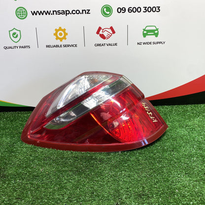 2006 Subaru Legacy - Left Taillight LENS: KOITO 220-20952/ PN: 84201AG332