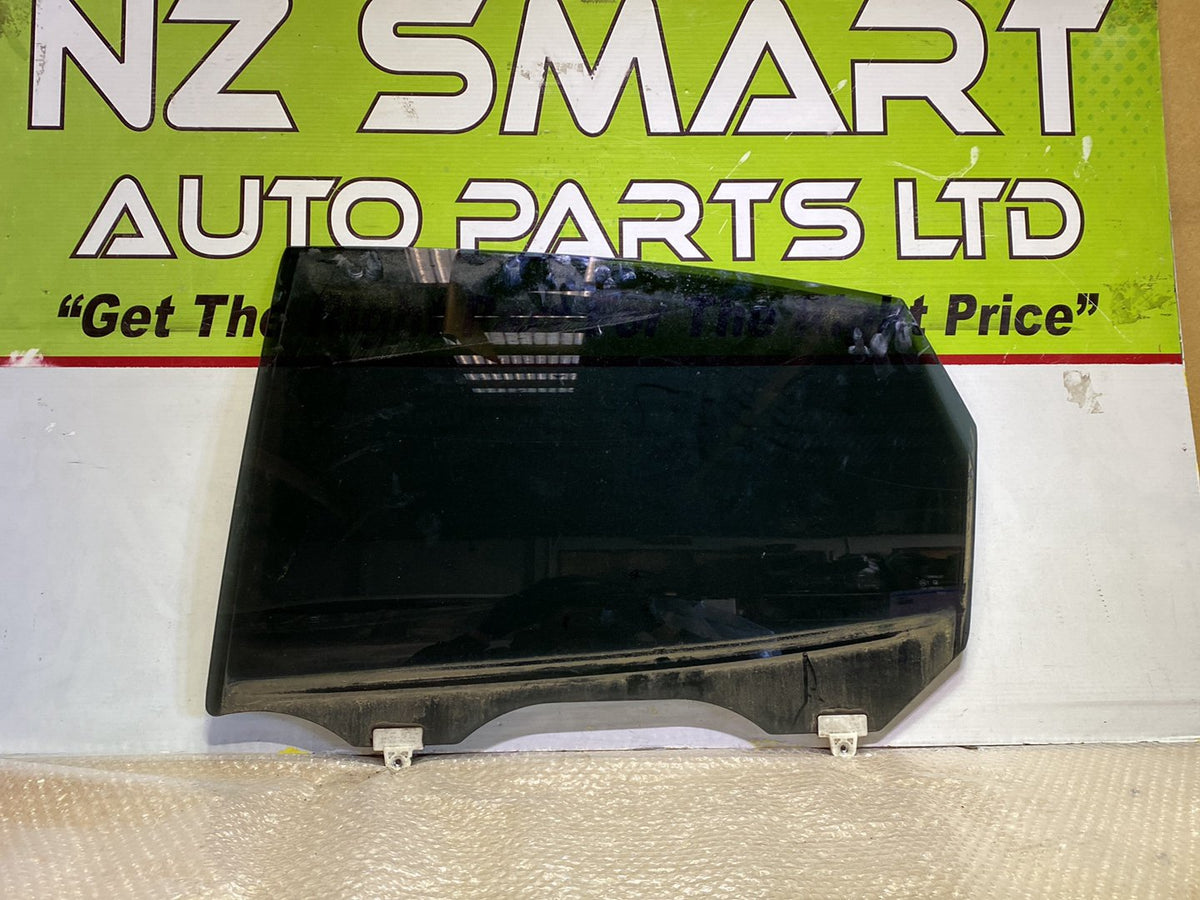 2013 Nissan Fuga - Left Rear Door Glass PN: M265