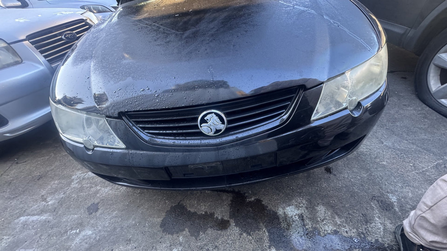 2004 Holden Commodore Acclaim  Dismantling For Parts