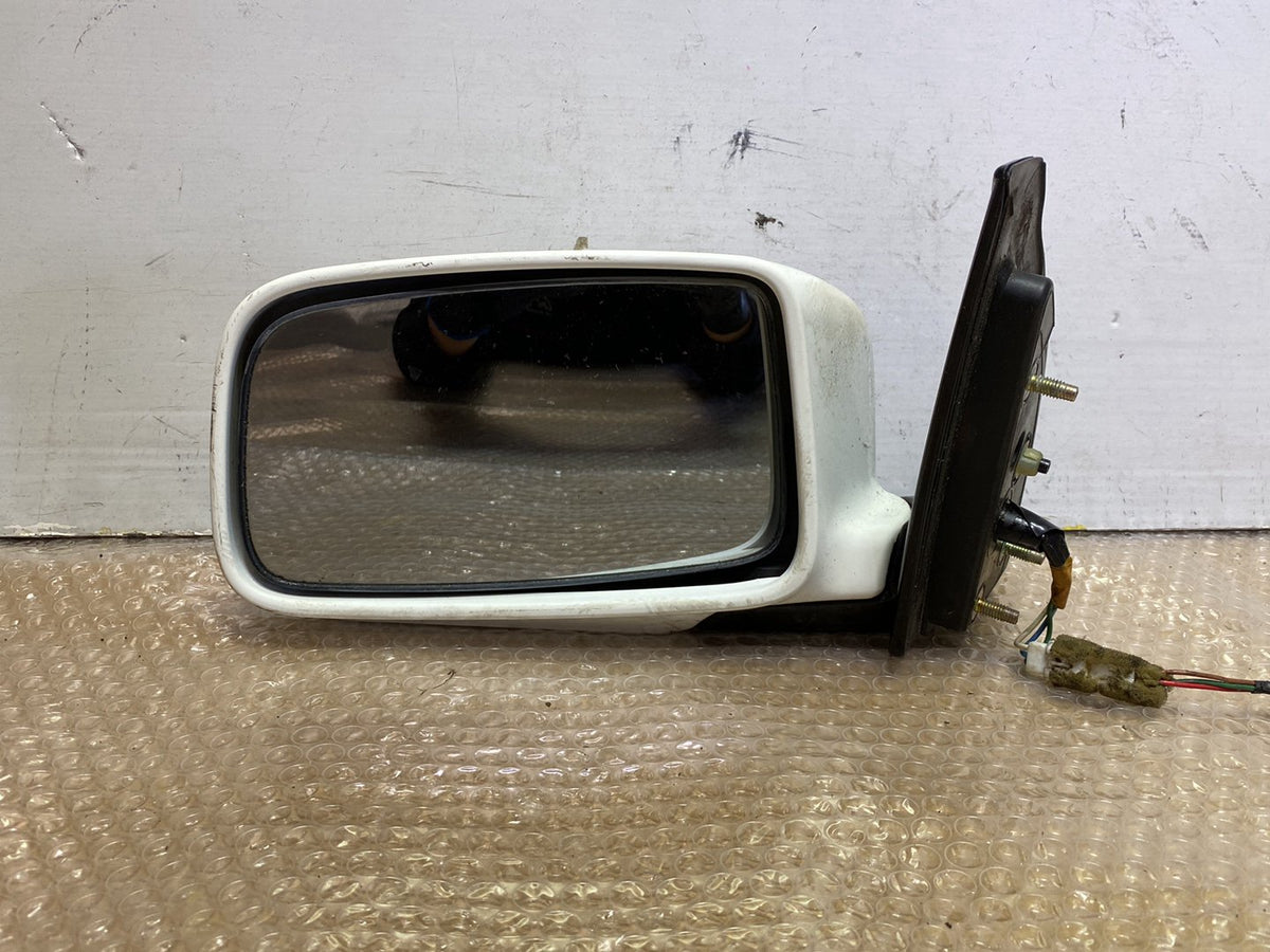 2001 Mitsubishi Lancer- Left Door Mirror PN: 3 wires