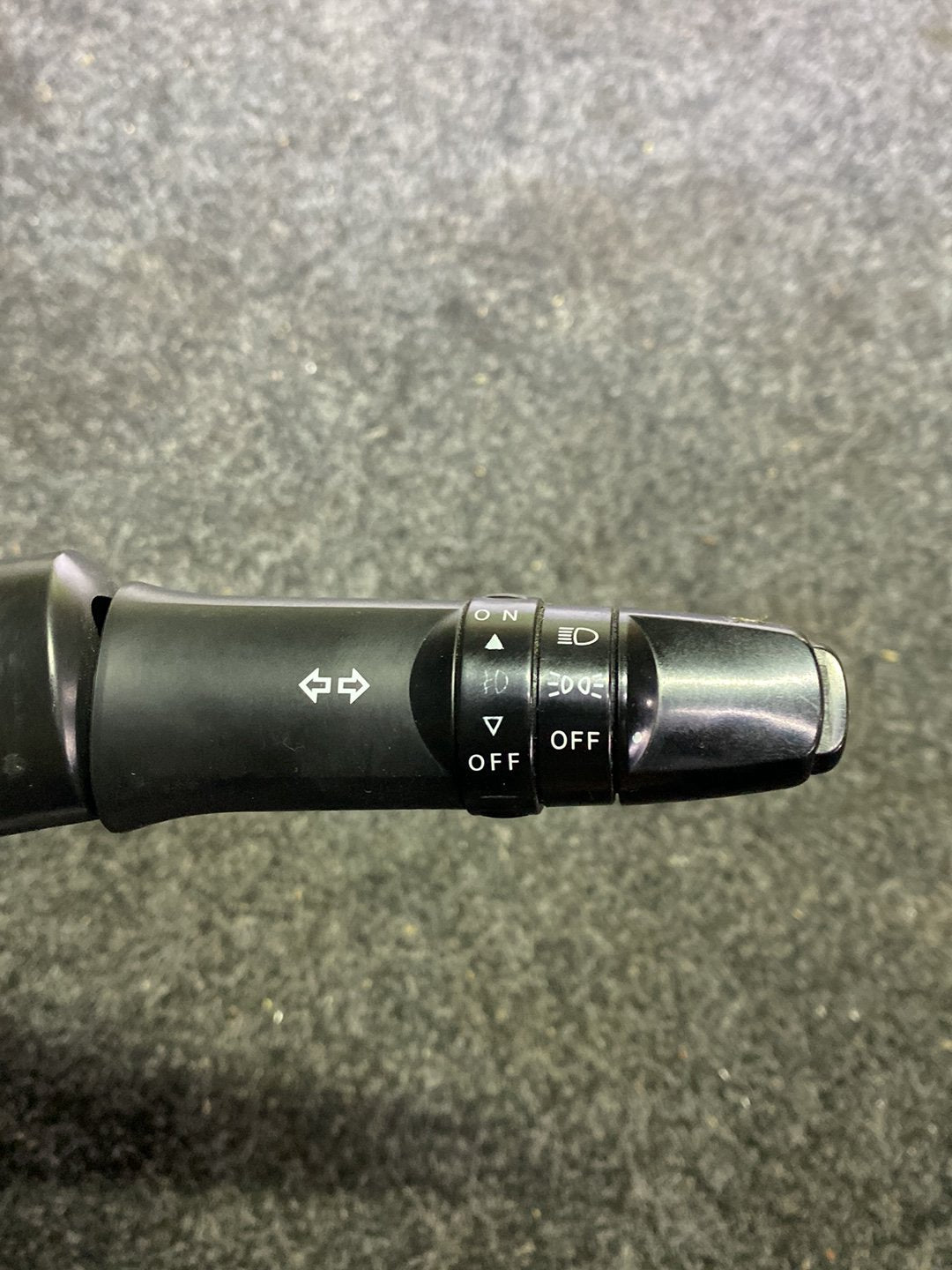 2008 Mitsubishi Outlander - Combination Switch