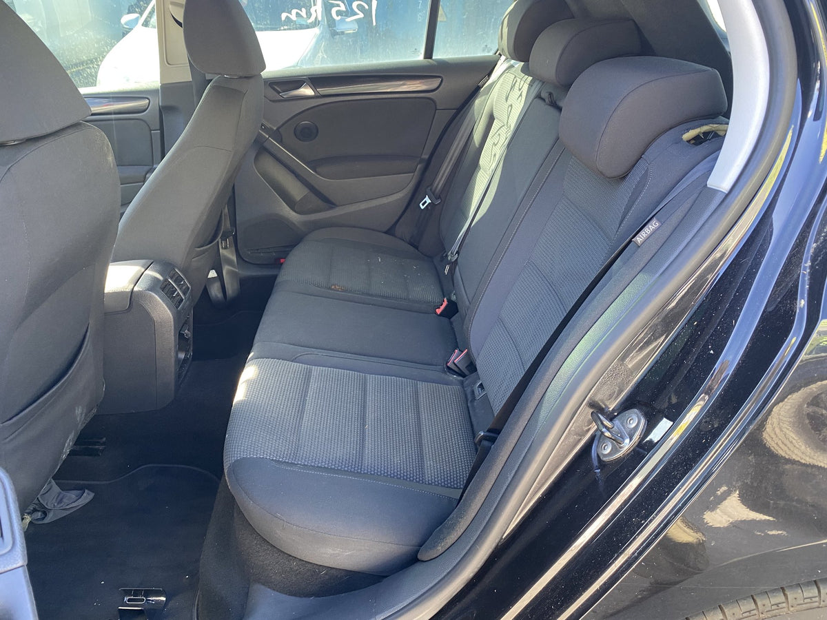 2009 Volkswagen Golf TSi WVWZZZ1KZ9P451017  Dismantling For Parts