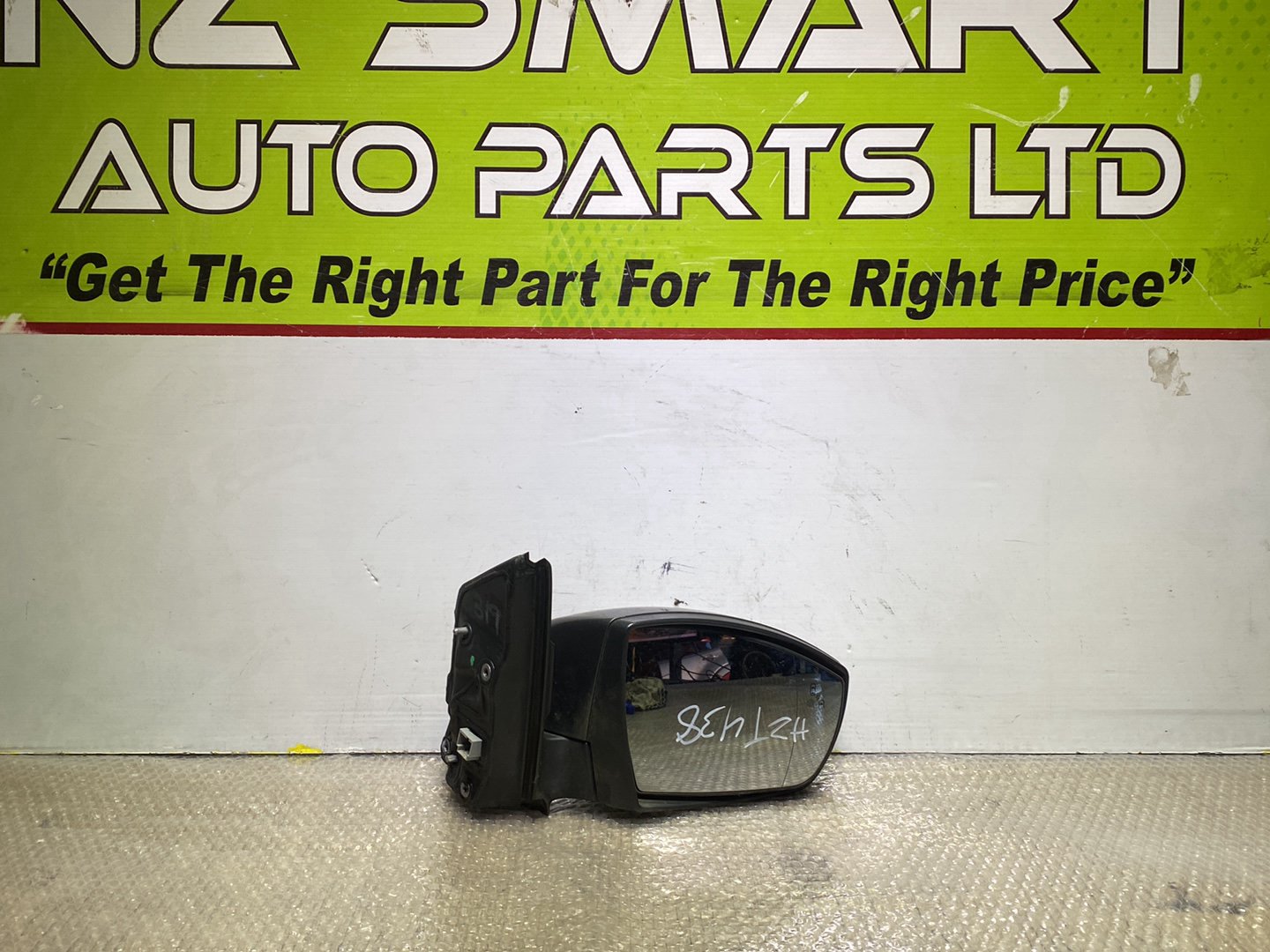 2015 Ford Kuga- Right Door Mirror PN: 10 pins