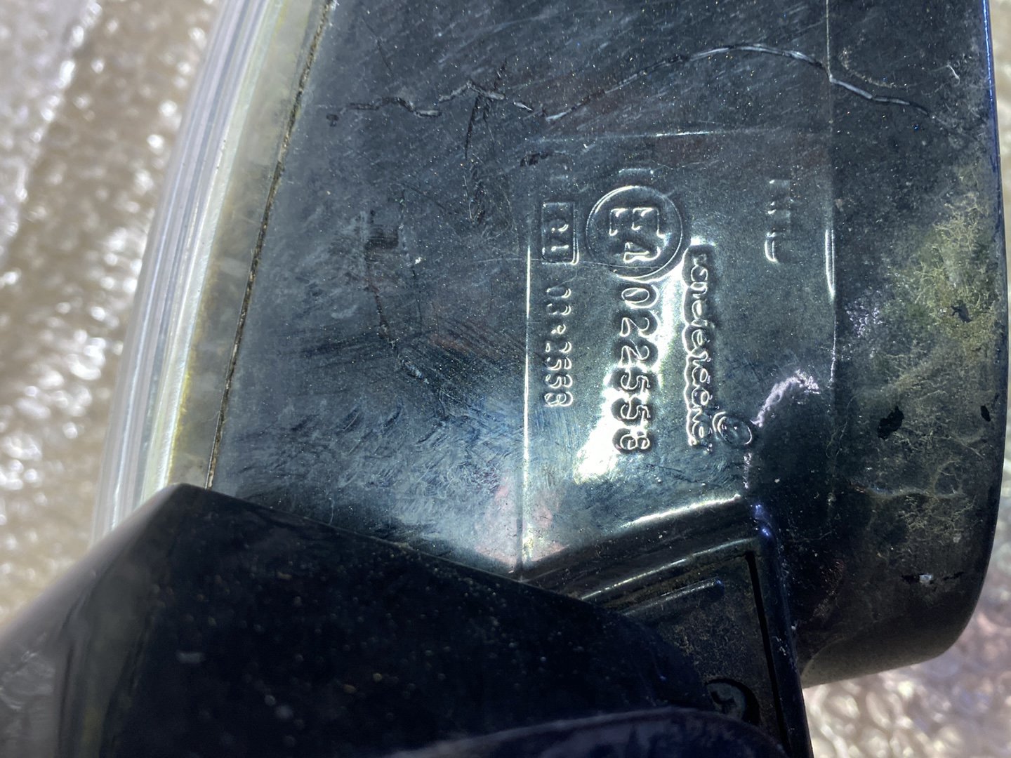 2009 Holden Captiva- Left Door Mirror PN: 6 wires