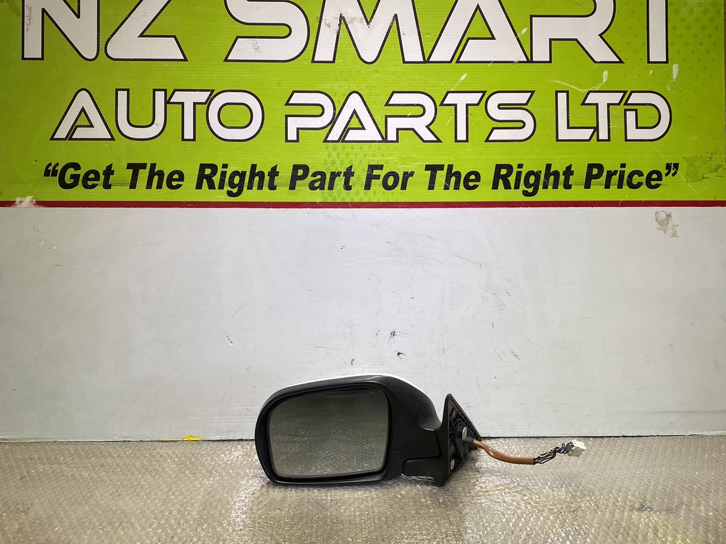 2007 Subaru Legacy- Left Door Mirror PN: 9 wires