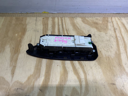 2015 Toyota Prius ZVW30 - Master Power Window Switch
