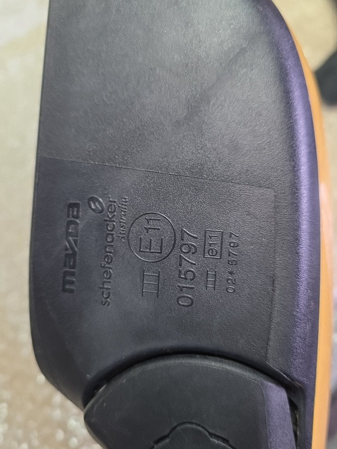 2002 Mazda Atenza- Right Door Mirror PN: 6 wires
