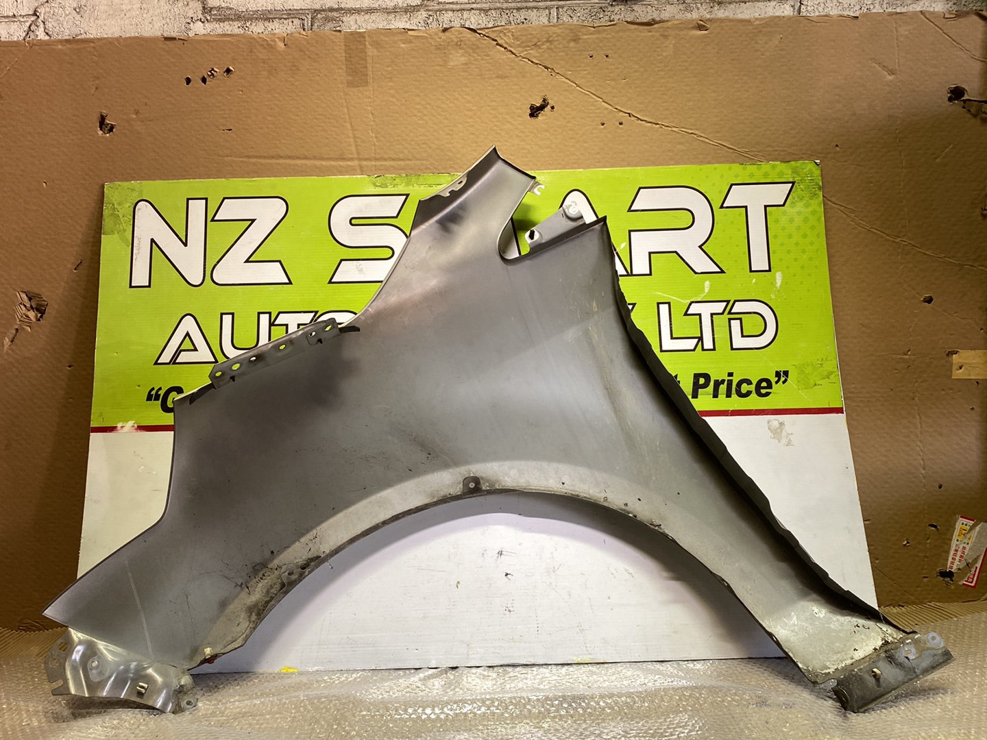 2007 Mazda MPV- Right Front Guard PN: see photos