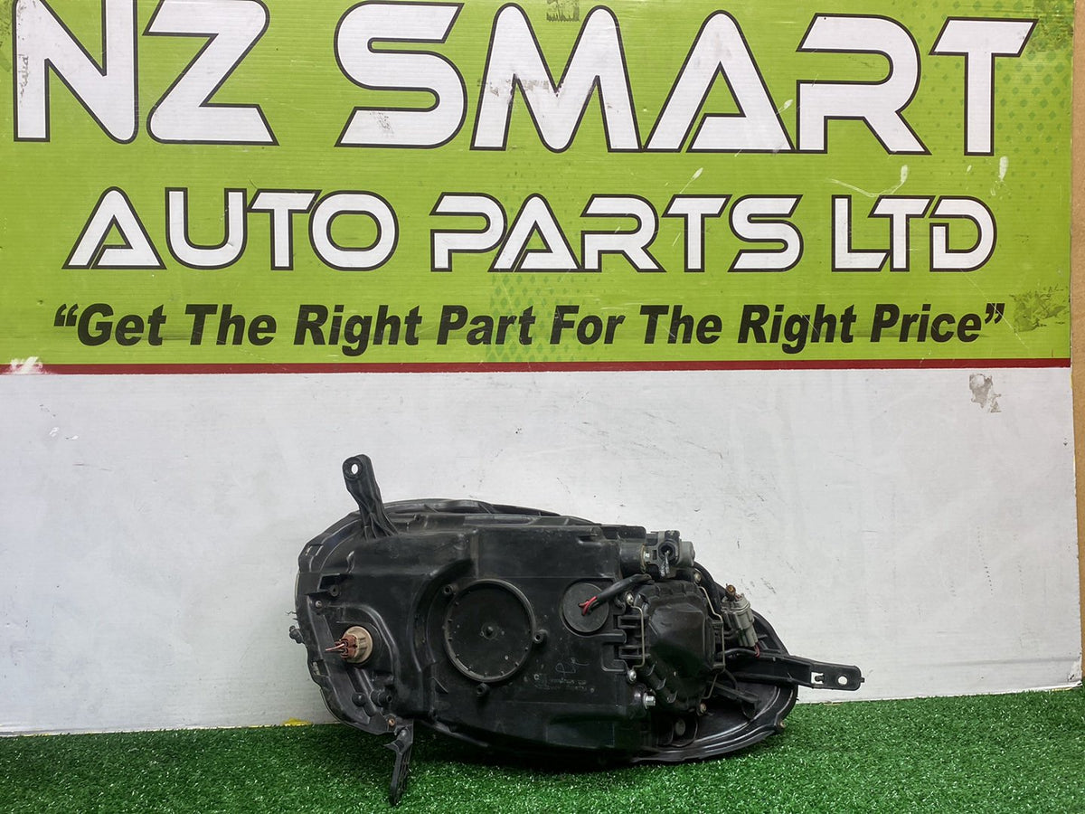 2010 Nissan March - Right Headlight PN: 26010CT40A