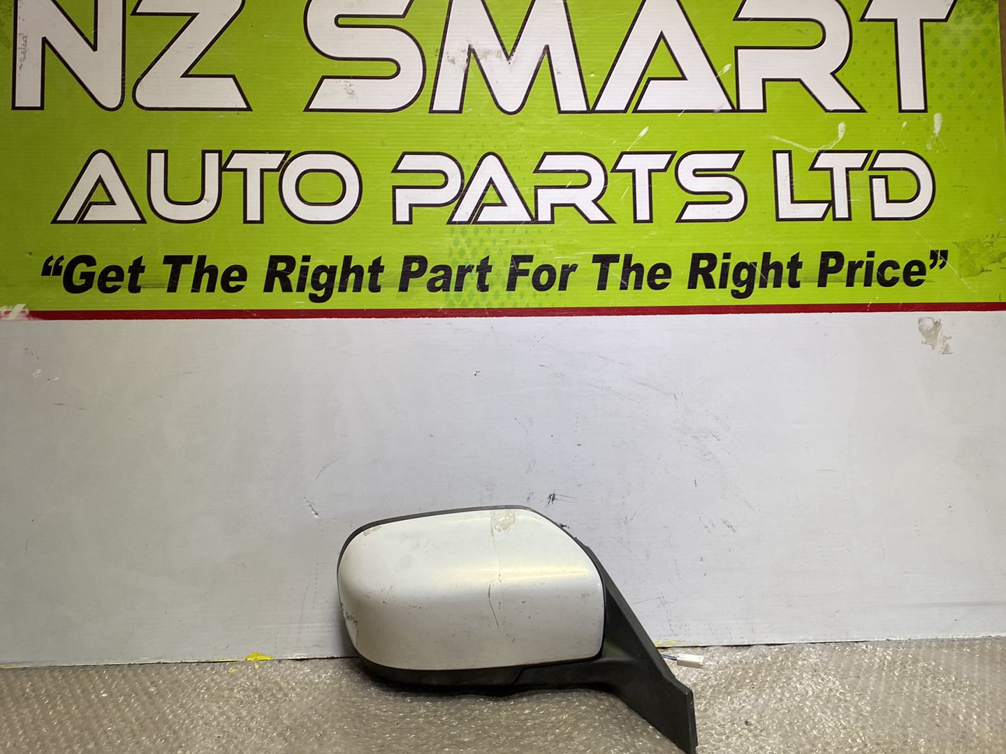 2008 Mazda Premacy- Right Door Mirror PN: 5 wires
