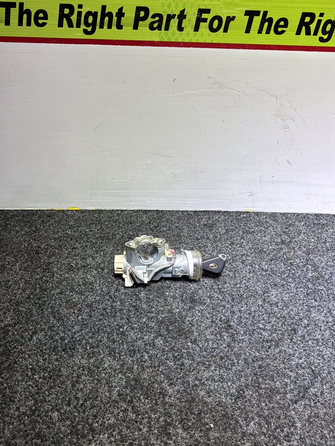 2006 Subaru Legacy - Ignition With Key PN: AS-64