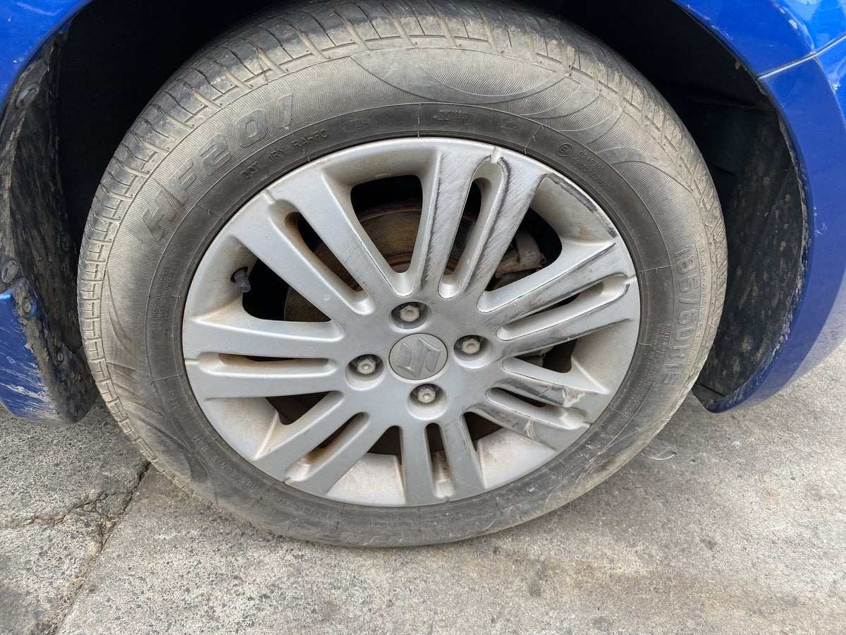 2013 Suzuki Splash- Dismantling For Parts