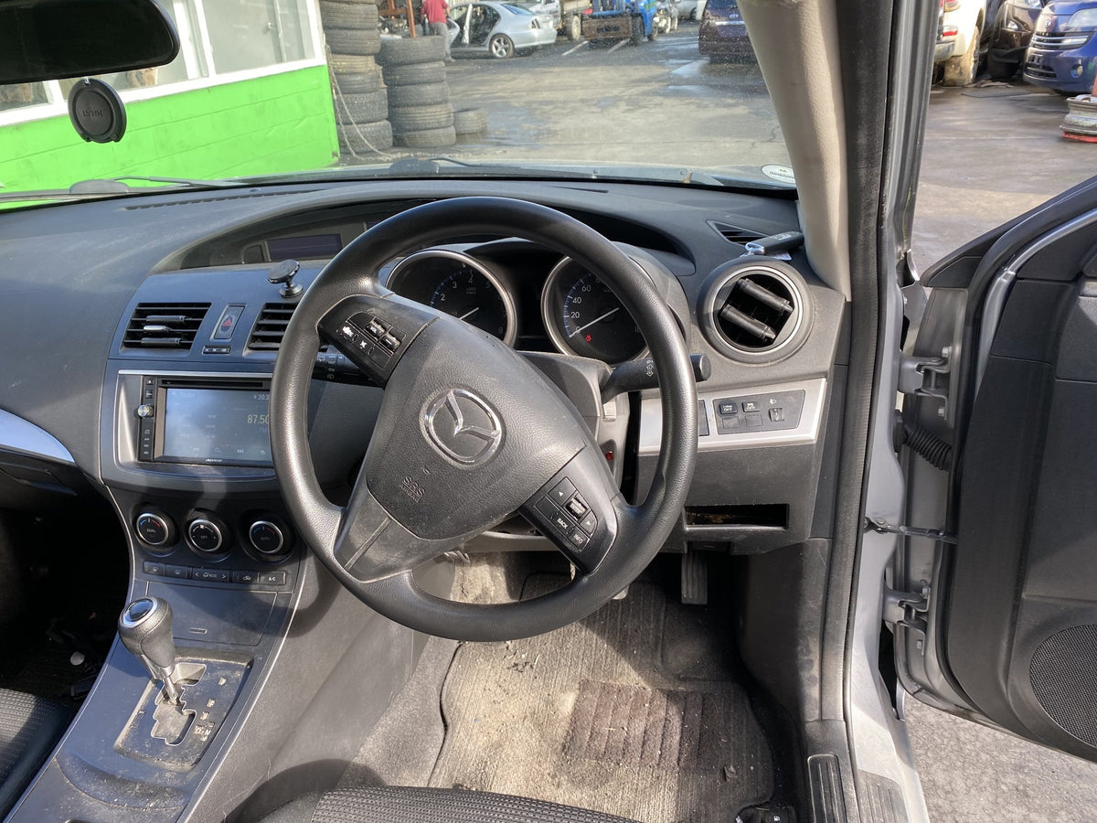 2011 Mazda Axela BLFFW  Dismantling For Parts