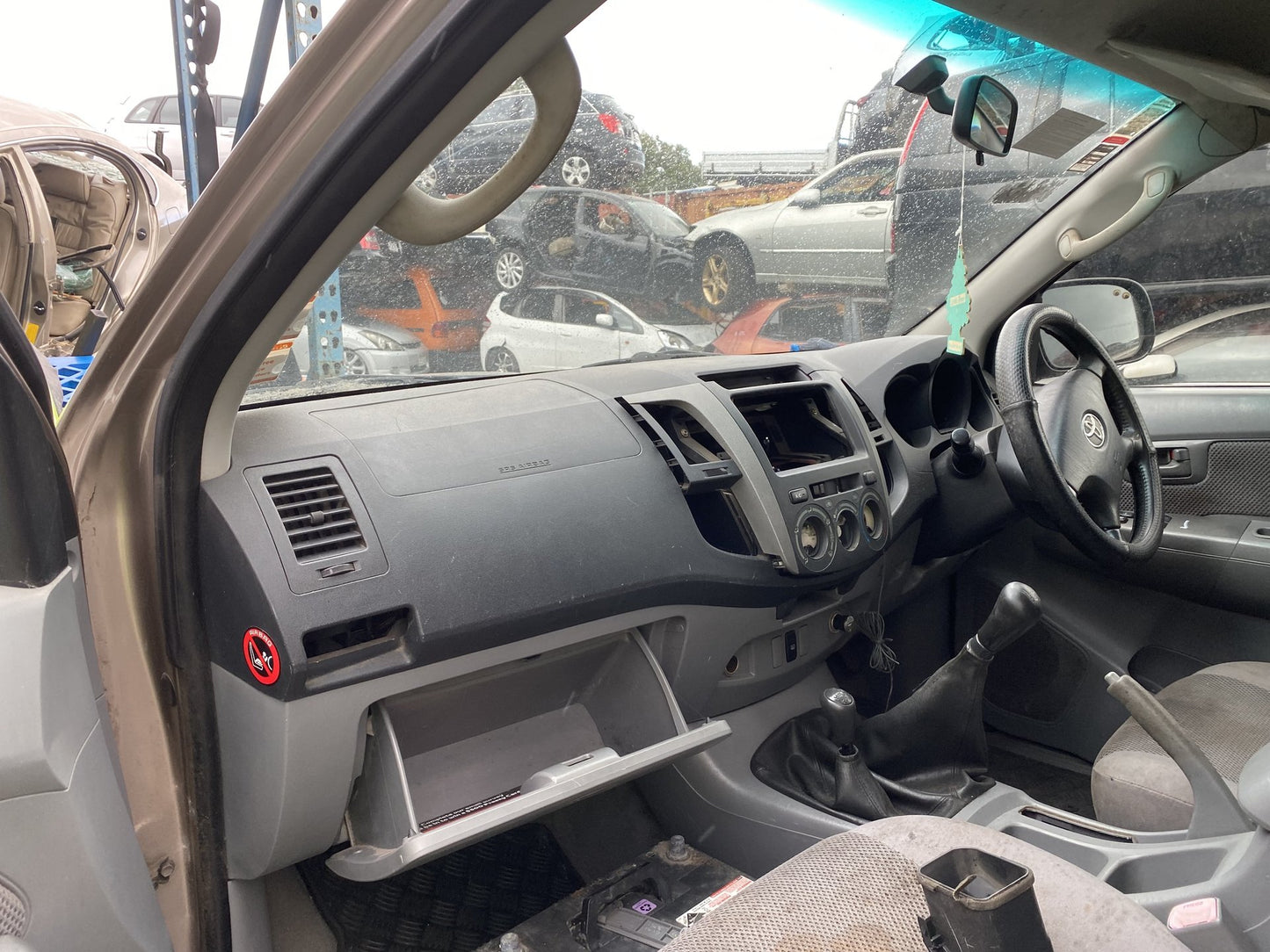 2007 Toyota Hilux SR5 Dismantling For Parts