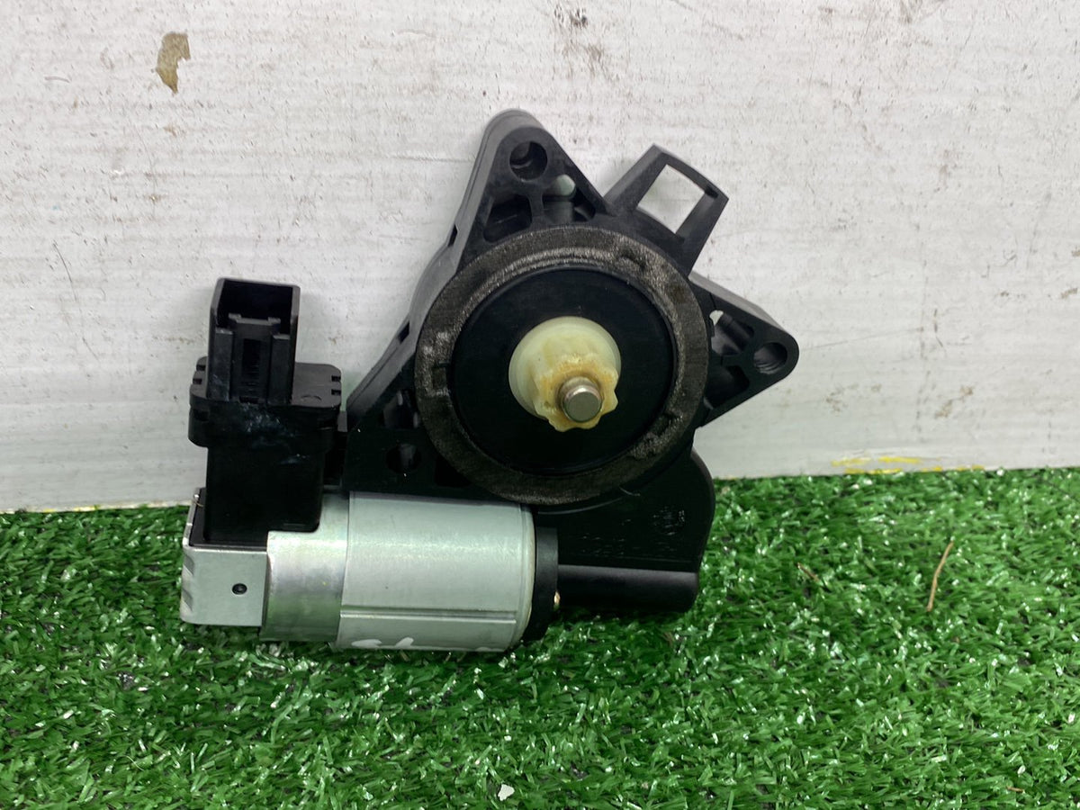 2009 Mazda Axela - Right Rear Window Motor
