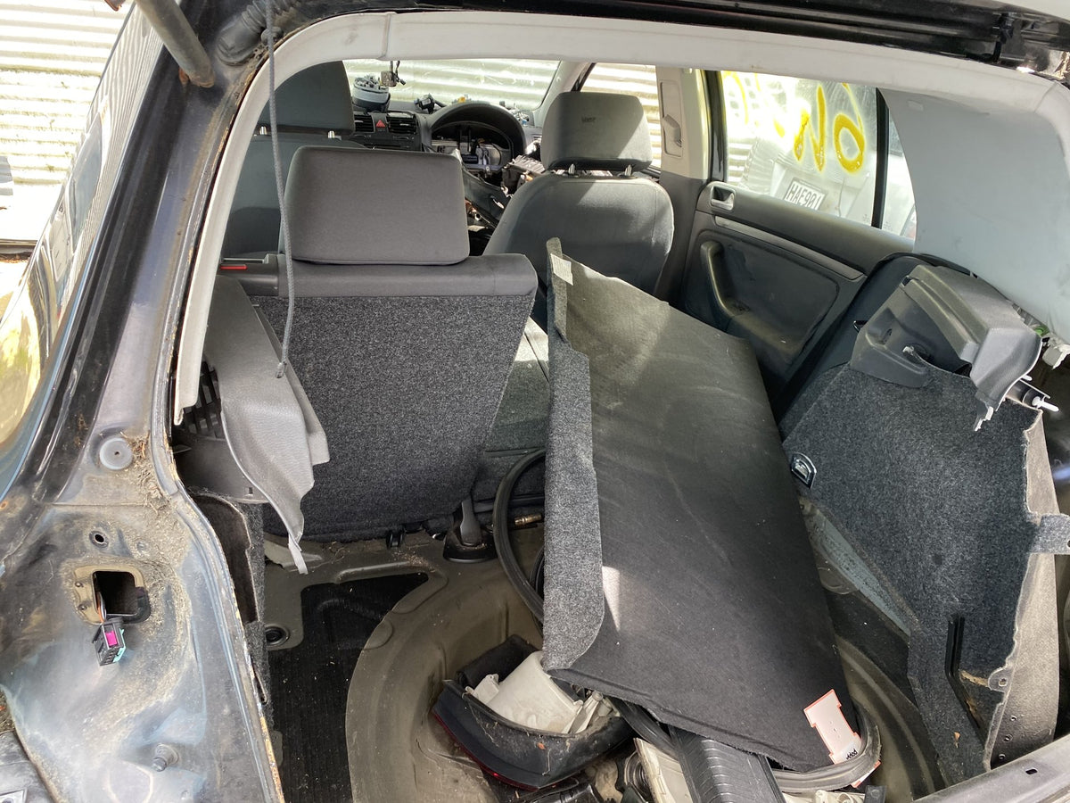 2006 Volkswagen Golf Dismantling For Parts- Dismantling For Parts - Dismantling For Parts