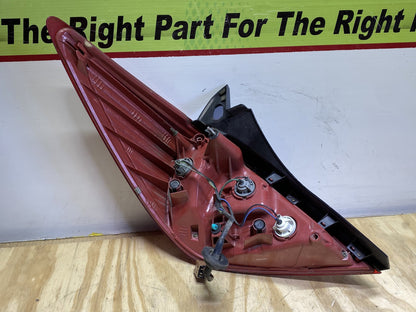 2005 Nissan Tiida JC11 - Right Taillight PN: P4086