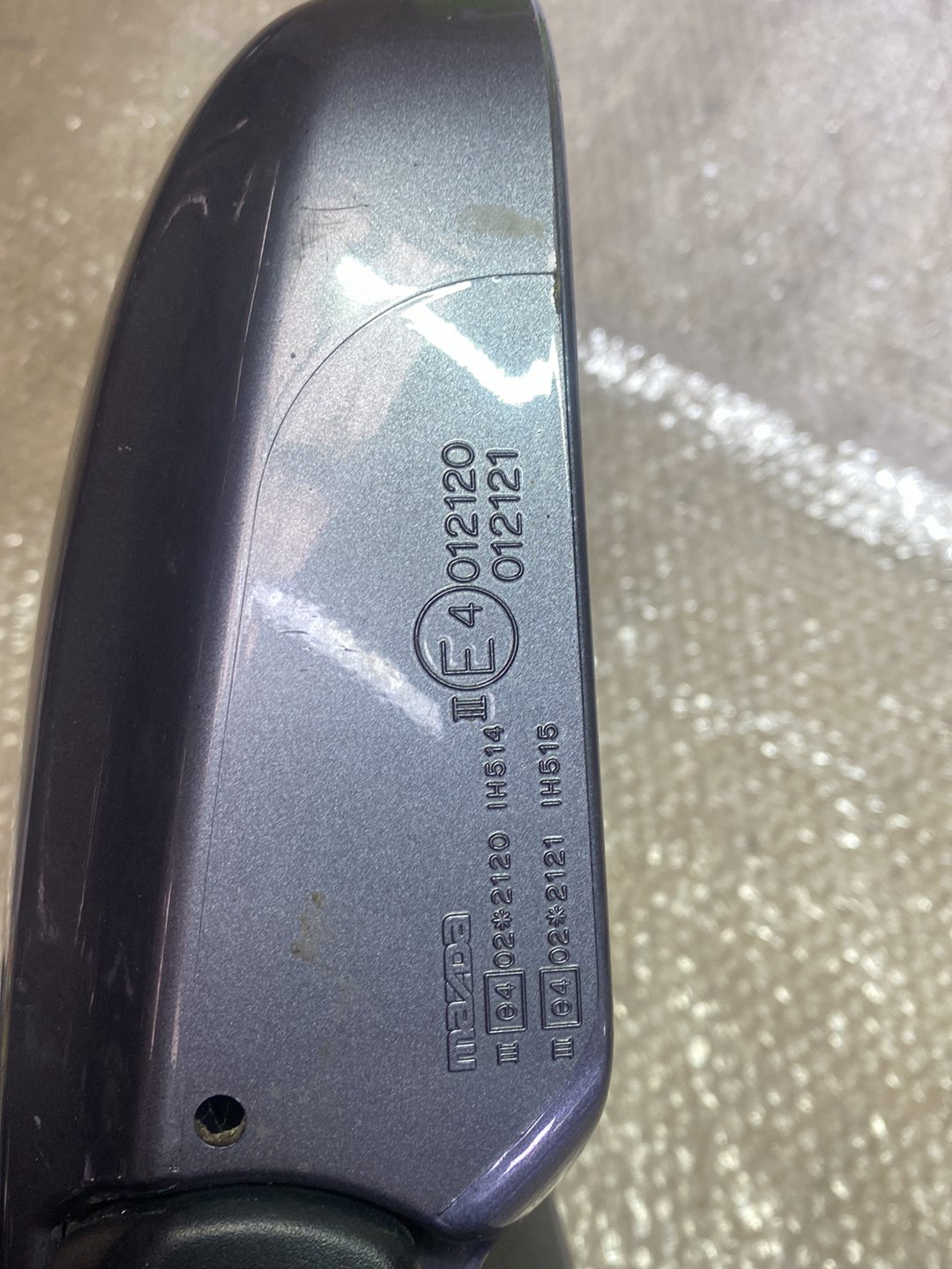 2004 Mazda MPV- Left Door Mirror PN: 5 wires