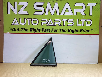2002 Toyota Altezza JCE10 - Right Rear Quarter Door Glass