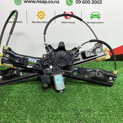 2011 Ford Ranger - Right Front Window Regulator/Motor PN: See photos