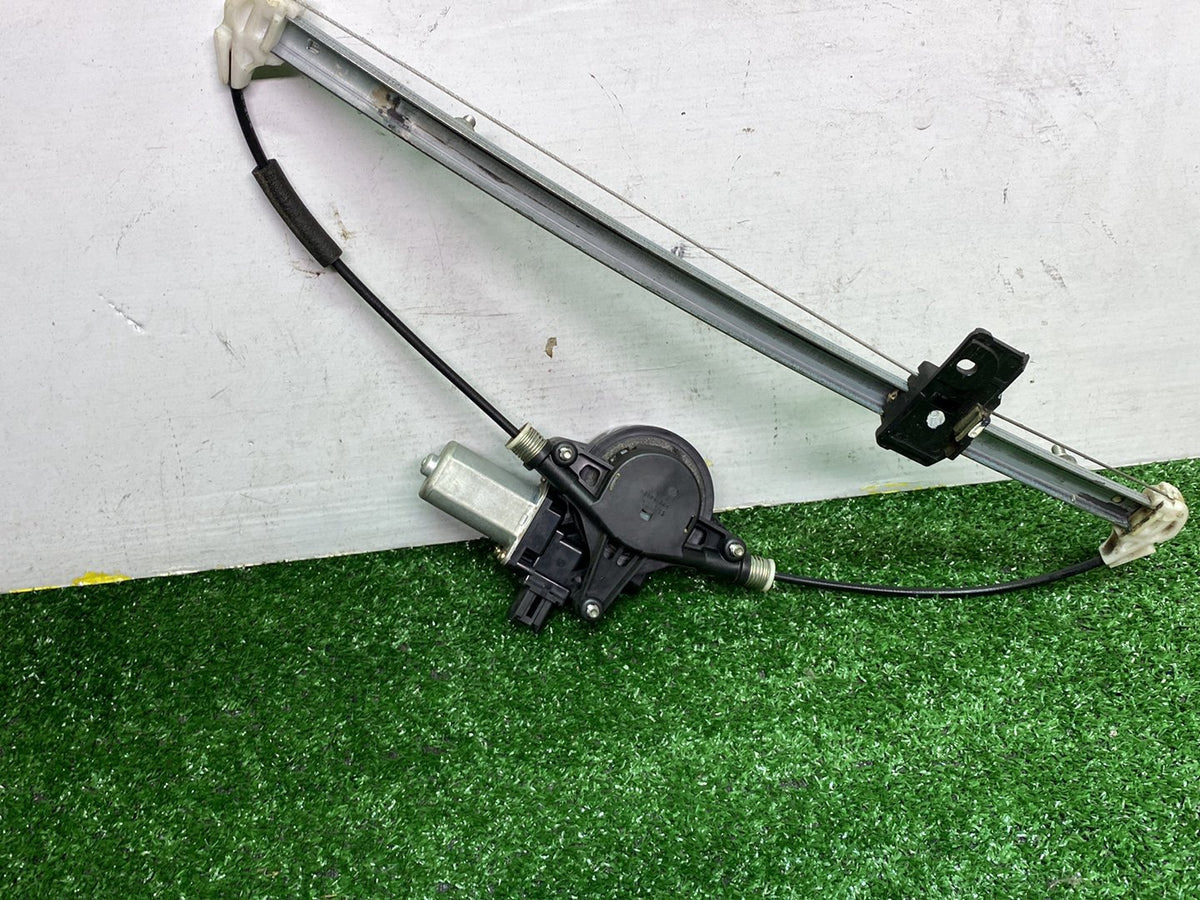 2011 Mazda Axela - Left Rear Window Regulator/Motor