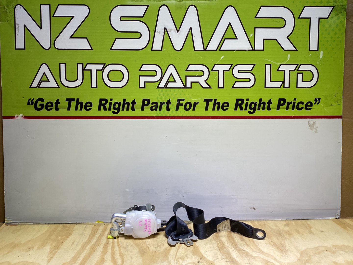 2015 Toyota Prius ZVW30 - Left Front Seat Belt