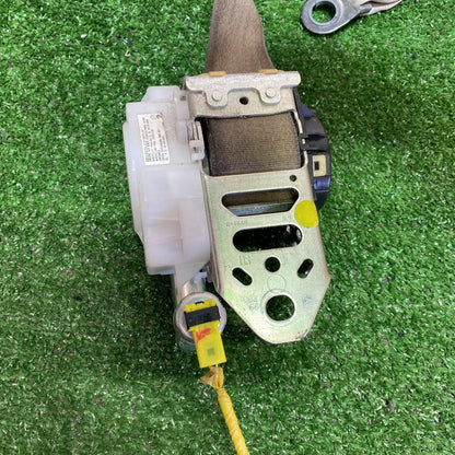 2006 Used Toyota Estima - Right Front Seat Belt PN: 7321028320E0
