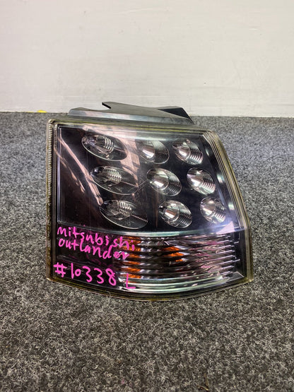 2007 Mitsubishi Outlander - Left Taillight PN: 220-87813