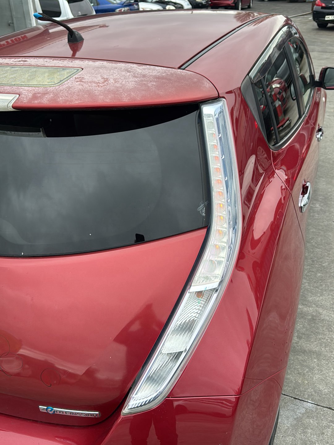 2012 Nissan Leaf ZE0  Dismantling For Parts