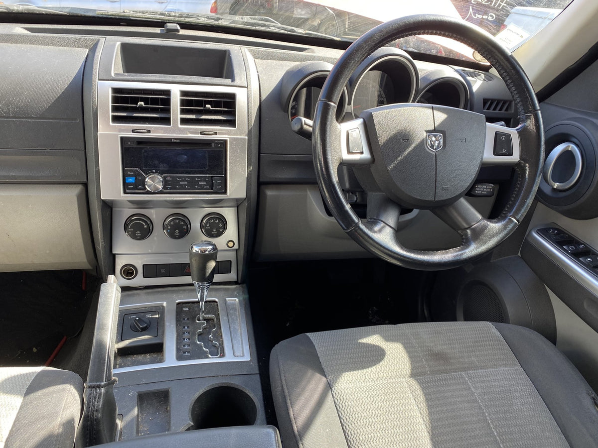 2007 Dodge Nitro SXT- Dismantling For Parts