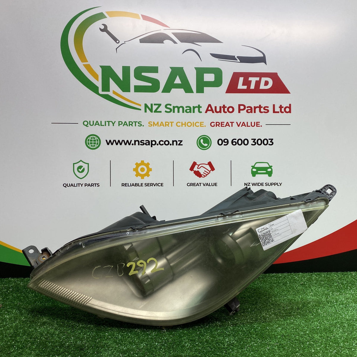 2007 Mitsubishi Colt - Left Headlight PN: Manual Adjust/ Hid Type/ 8301A759/ Stanley P4398