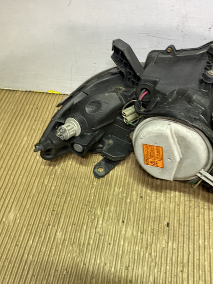 2007 Subaru Legacy- Right Headlight PN: see photos