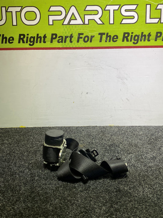 2010 Dodge Journey - Left Rear Seat Belt