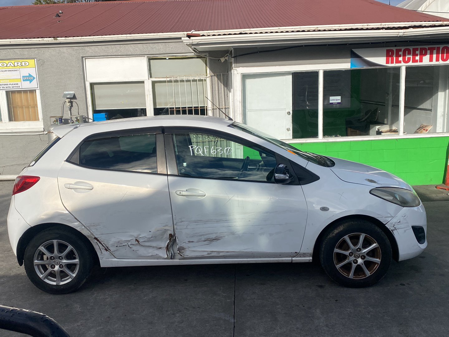 2011 Mazda Demio DEJFS  Dismantling For Parts